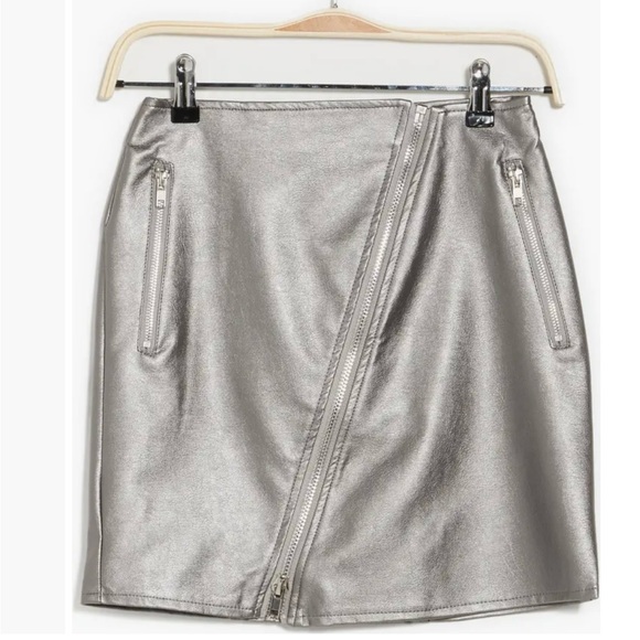 Silver Faux Leather Mini Skirt - Picture 3 of 7